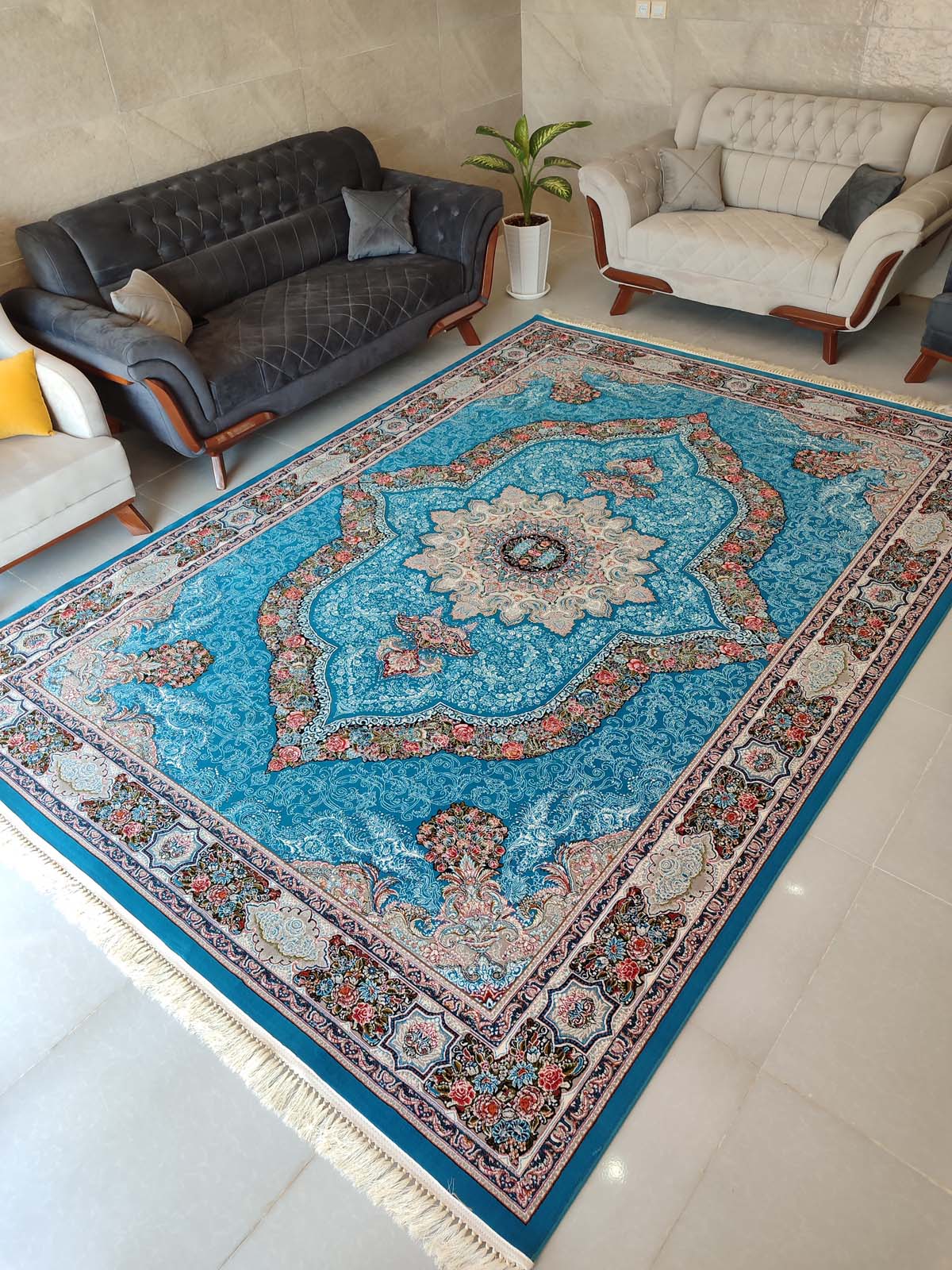 فرش ماشینی 700 شانه طرح کارینا