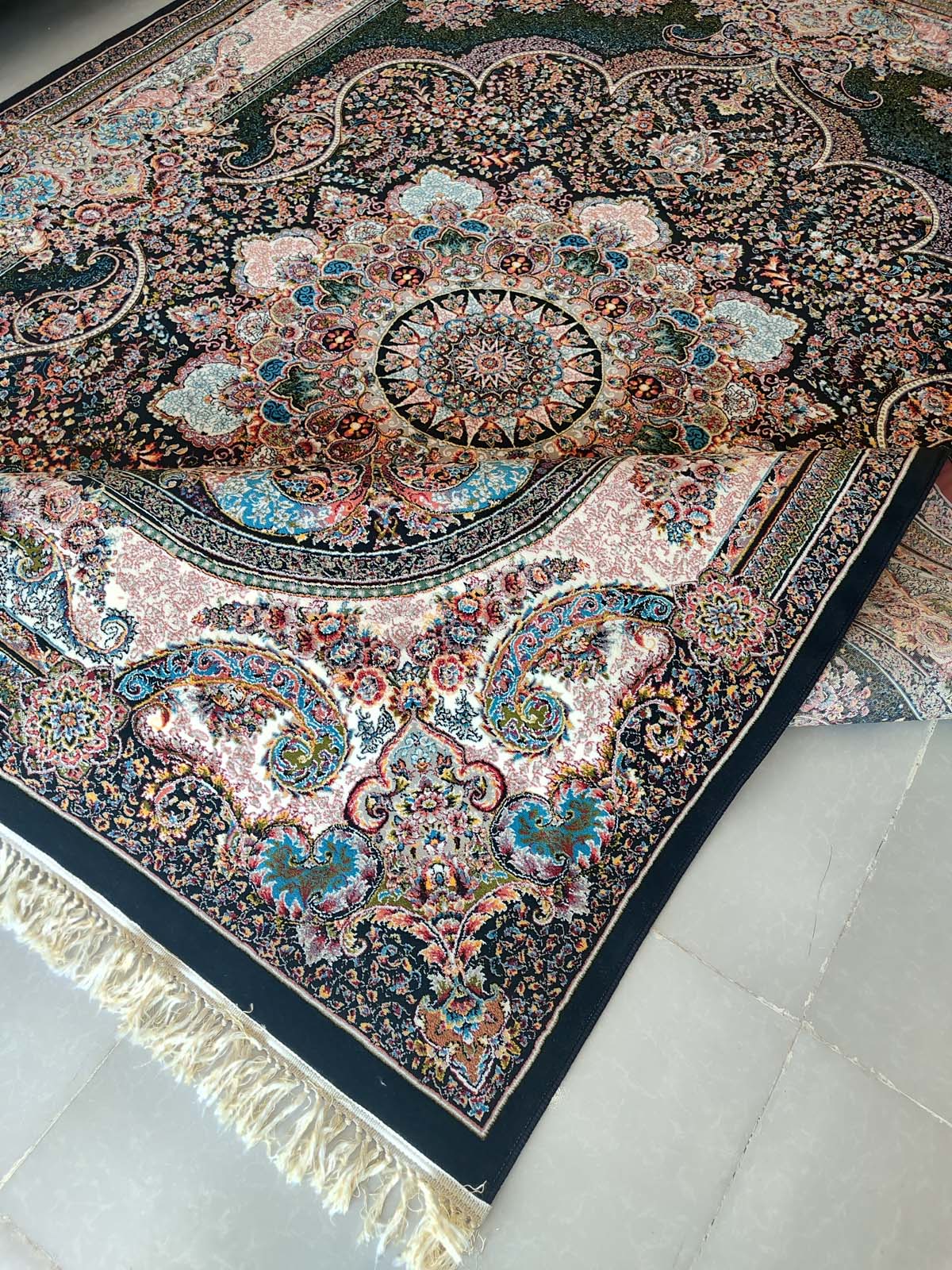 فرش ماشینی 700 شانه طرح نسترن