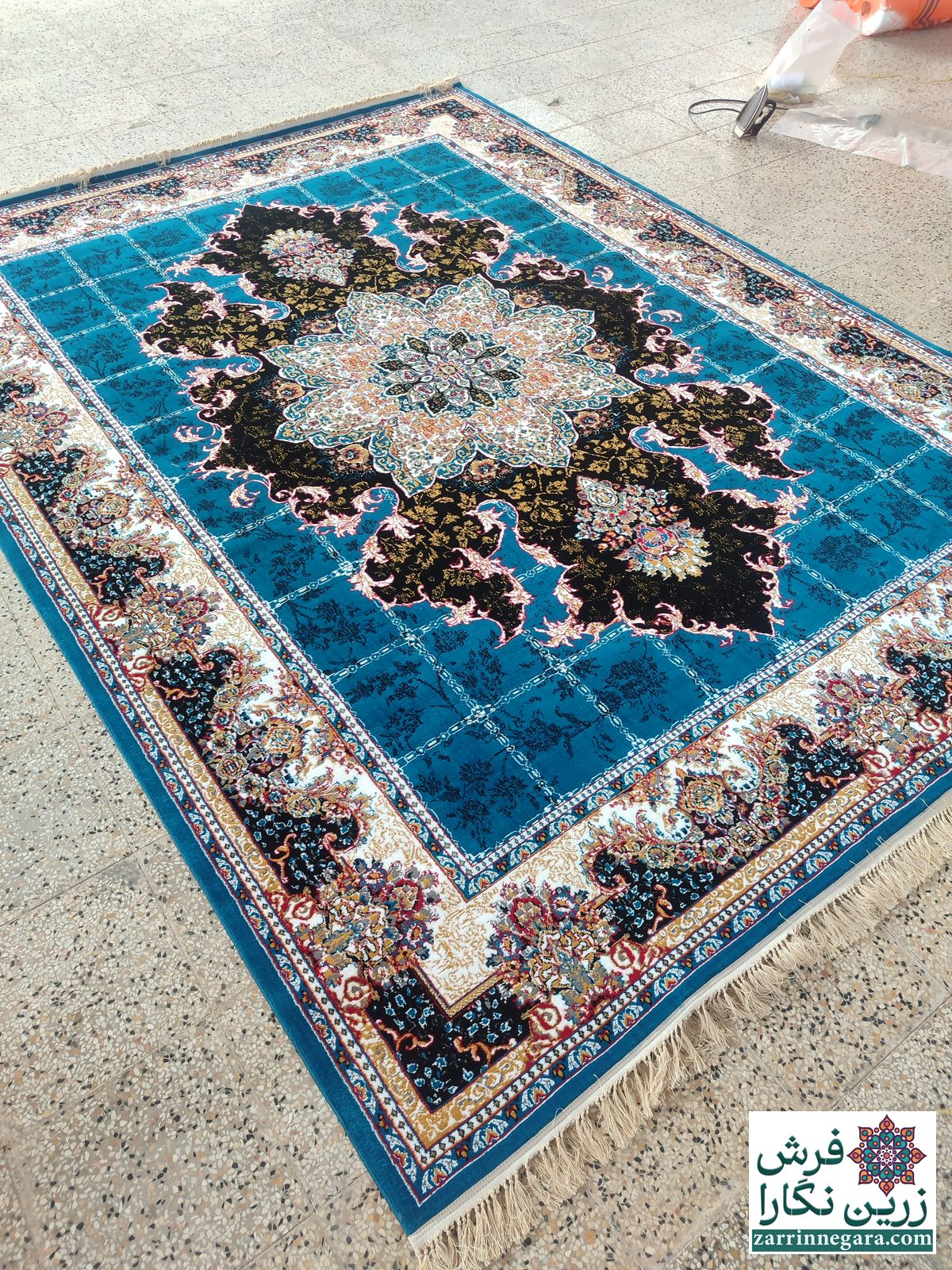 هیوا آبی