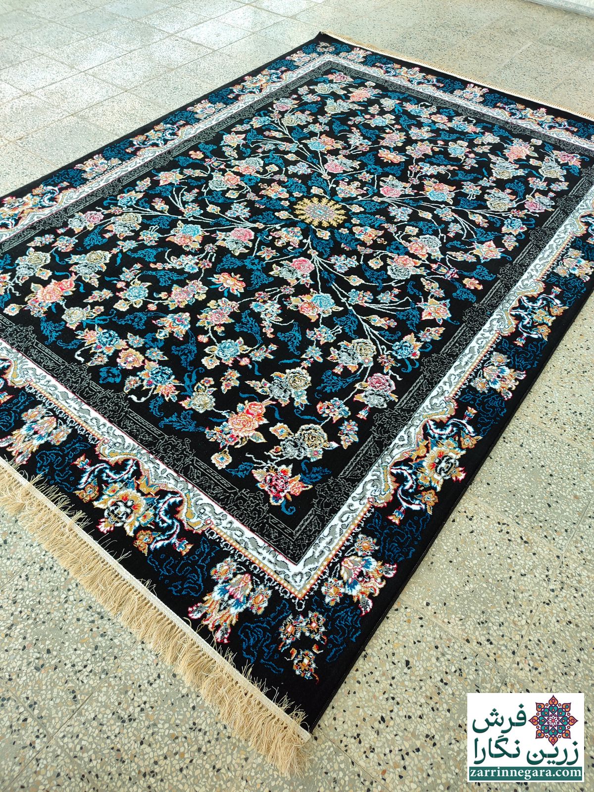جانان مشکی