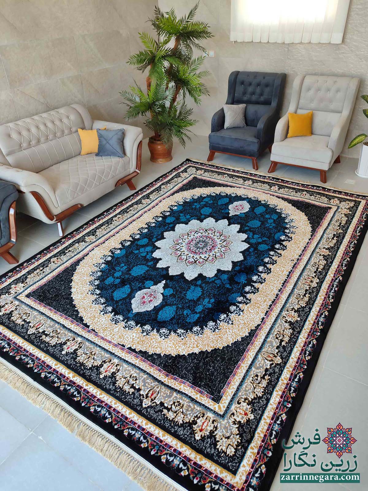 نسیم آبی مشکی